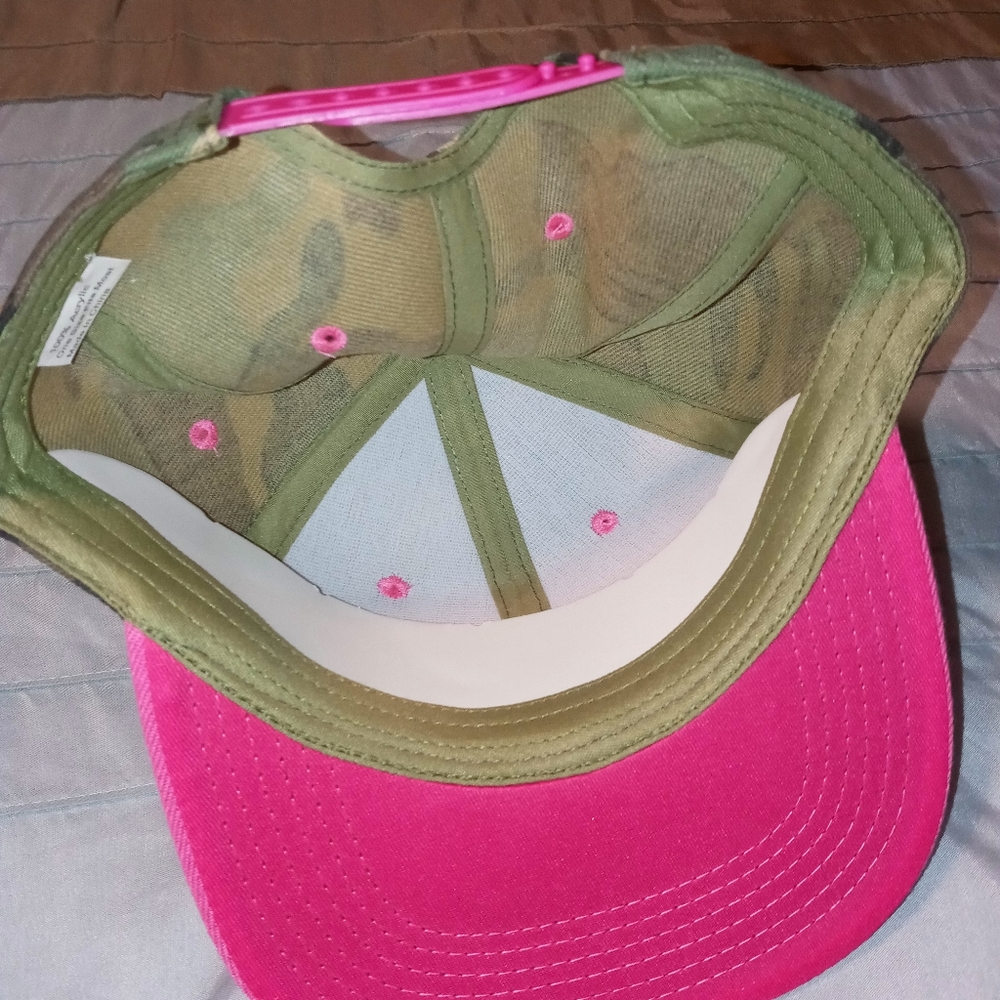 Comofluage cancer snapback. - Picture 4 of 5